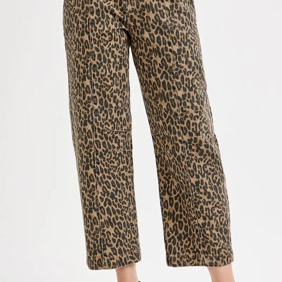 RISEN Full Size Mid Rise Crop Relaxed Jeans Plus Size - Picture 3 of 6